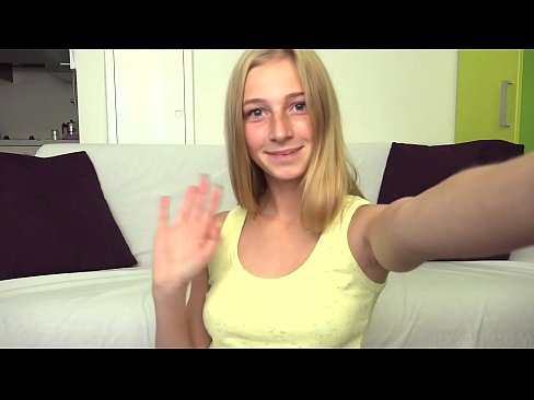 ❤️ Når jeg kjeder meg onanerer jeg dovent den rosa fitten min ️❌ Jævla video hos oss ☑